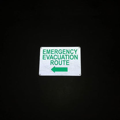 TRADESAFE Emergency Evacuation Route Sign - Evacuation Plan With Arrow Left, Quick Install Aluminum Safety Sign, Light Reflective, UV-Resistant, Waterproof, 14” X 10” Signs for Business
