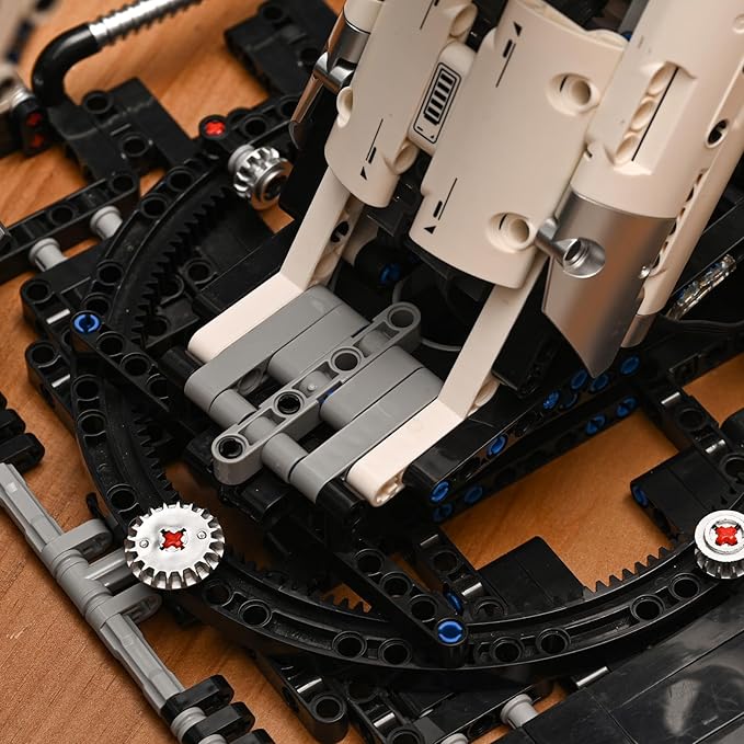 Technical Robot Arm Building Kit,STEM Toys for Ages 8-13,Birthday, Holiday Sets,Remote Control Mechanical Hand,Sets for Boys 8-14,Mechanical Engineering Set(784PCS)