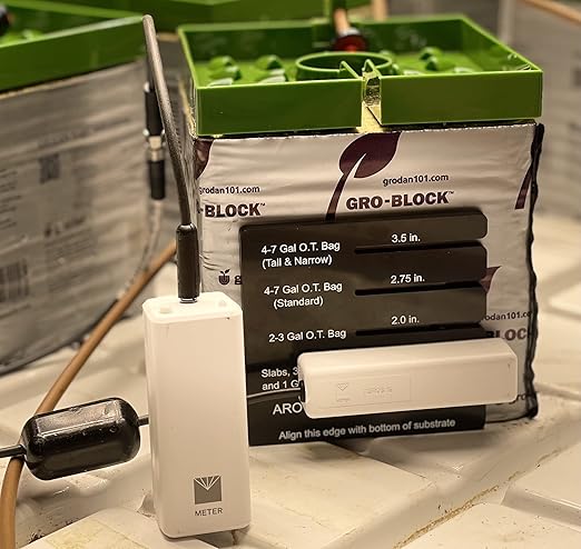 Digital Soil Moisture & EC Meter – Aroya Solus 3-in-1 Analyzer with TEROS 12 Sensor Bundled with Bluetooth and App Control for Growers Who Measure What Matters