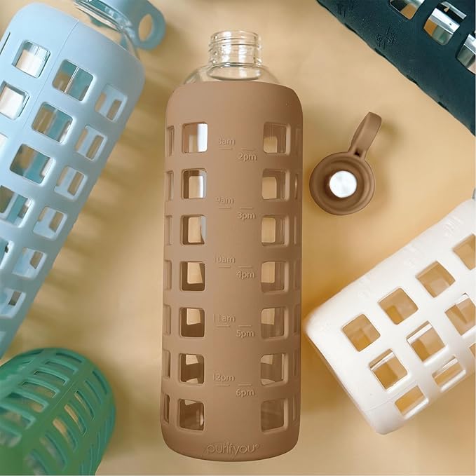 purifyou 40oz / 32oz / 22oz / 12oz Borosilicate Glass Water Bottle with Time & Volume Markers, Silicone Sleeve, Stainless Steel Lid | Reusable Glass Bottle for Water & Juice (40oz Iced Coffee)