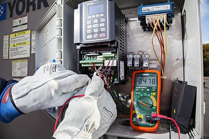Extech EX350: RMS Professional MultiMeter with NCV