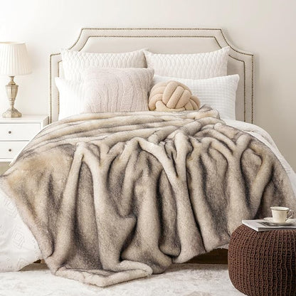 BATTILO HOME Luxury Fluffy Faux Fur Throw Blanket, Cozy Soft Warm Fur Blanket for Couch, Sofa, Chair, Bed, Plush Fuzzy Fur Throws with Long Pile & Brushed Tips, 50"x60"